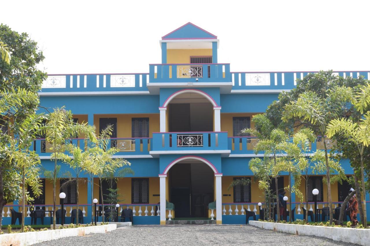 Paradise Forest Resort بونديتْشيري المظهر الخارجي الصورة